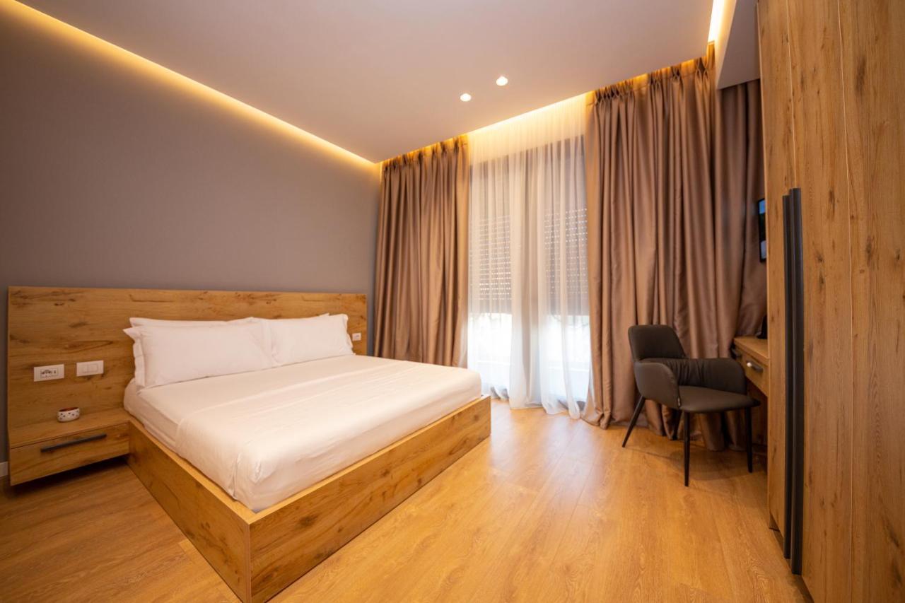 Central Chic Apartments ติรานา ภายนอก รูปภาพ
