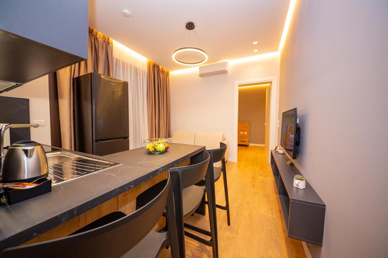 Central Chic Apartments ติรานา ภายนอก รูปภาพ