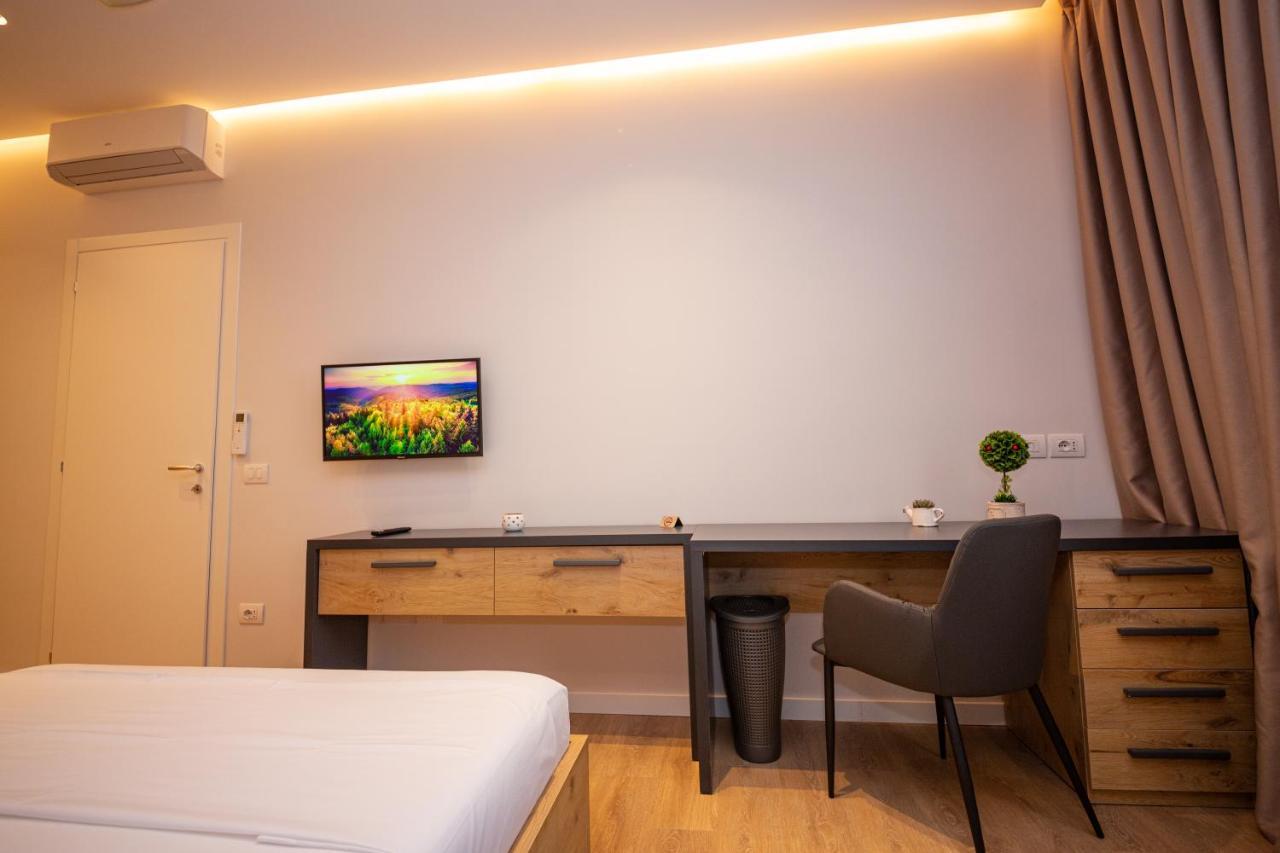 Central Chic Apartments ติรานา ภายนอก รูปภาพ